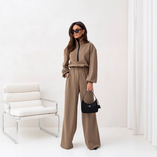 Damen Modischer Jumpsuit mit hohem Kragen und sportlichem Reißverschluss Heidi-Mode