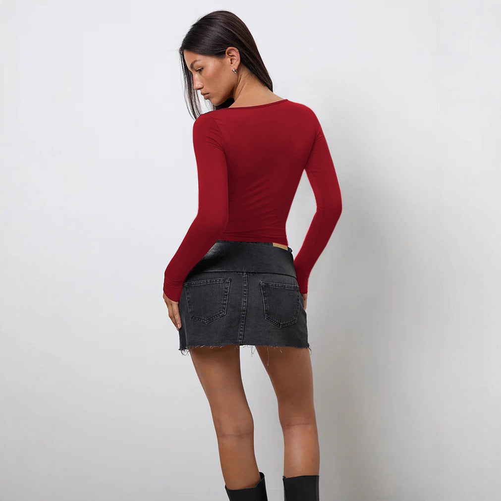 Damen figurbetontes Longsleeve Oberteil mit tiefem Rundhalsausschnitt und enganliegendem Schnitt Heidi-Mode