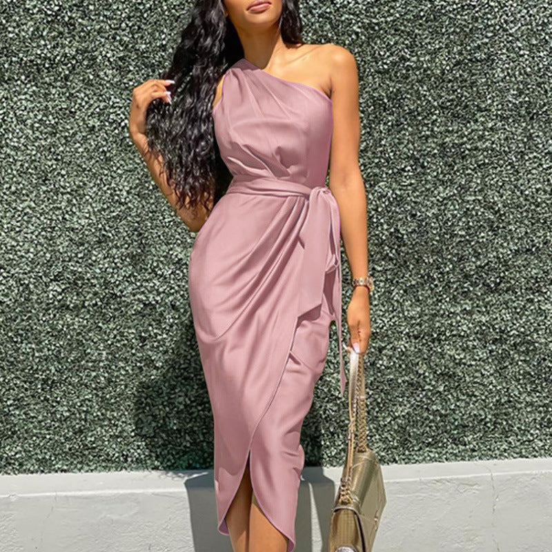 Heidi-Mode | Asymmetrisches One-Shoulder Gürteldress Slim Fit Satin Dress