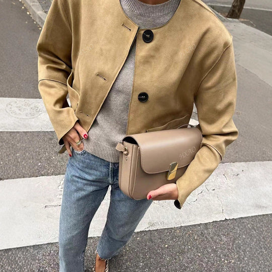 Damen modische Kurzjacke mit praktischen Taschen und Knopfverschluss Heidi-Mode