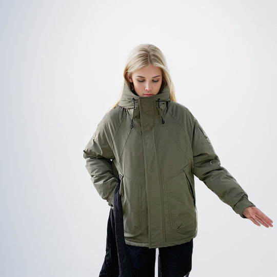 Damen isolierte Funktionsjacke mit hohem Kragen und strategischen Taschen Heidi-Mode