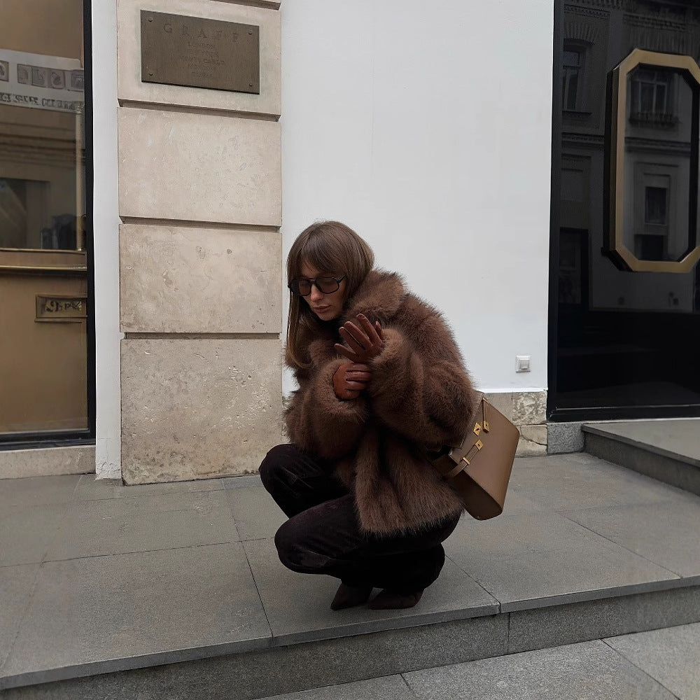 Damen Kunstpelz-Jacke mit breitem Kragen und luxuriösem Look Heidi-Mode