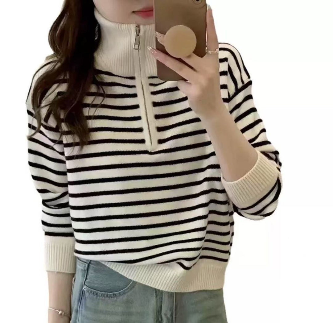 Damen Strickpullover mit kurzem Reißverschluss und modischem Streifenmuster Heidi-Mode