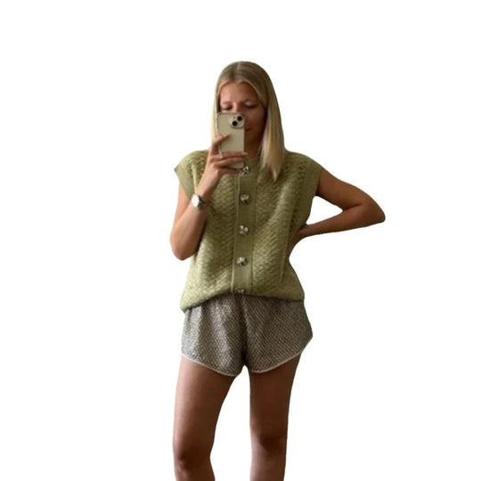 Damen Strickweste mit dekorativen Knöpfen und elegantem Schnitt Heidi-Mode