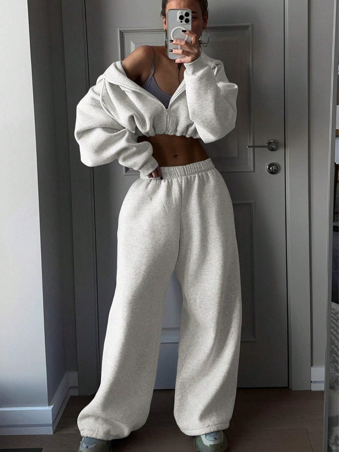 Damen lässiges Sweat-Set mit oversized Kapuzenjacke und weitem Bund Heidi-Mode