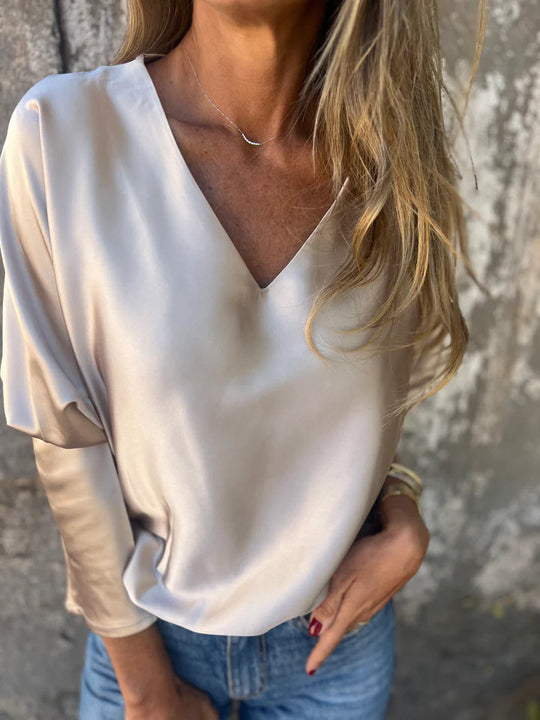 Damen lässiges Oberteil mit besonderem Schnitt und leichtem Glanz Heidi-Mode