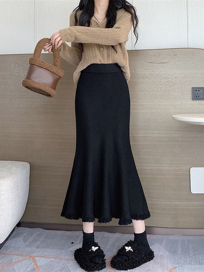 Damen Eleganter Maxirock mit voluminösem Saum und fransigen Details Heidi-Mode