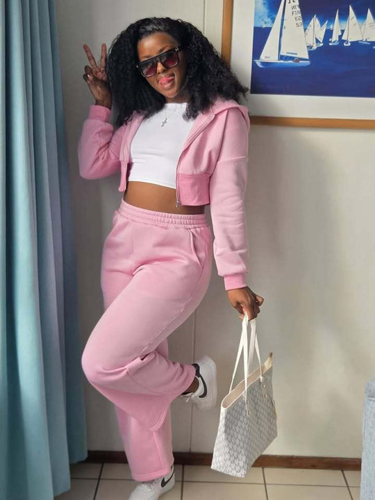 Damen lässiges Loungewear-Set mit cropped Hoodie und weit geschnittenen Jogginghosen Heidi-Mode