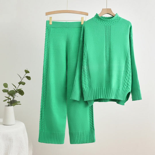 Damen komfortables Strick-Loungewear-Set mit hohen Bündchen und dekorativen Zopfmustern Heidi-Mode