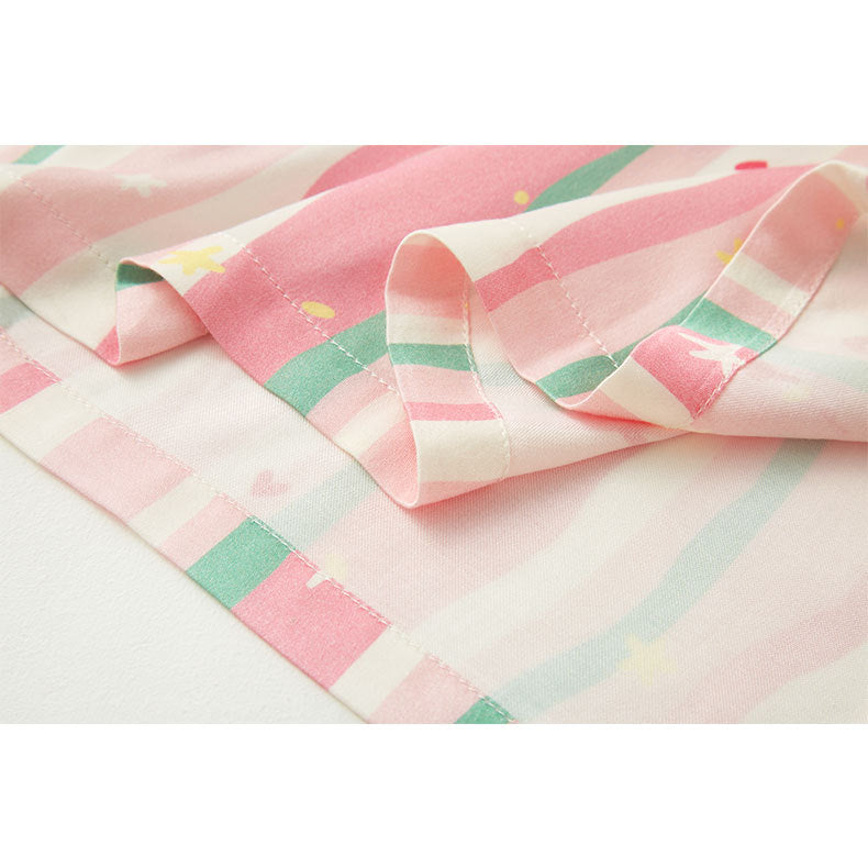 Damen leichtes Nachtkleid mit verspieltem Streifenmuster und fröhlichen Motiven Heidi-Mode