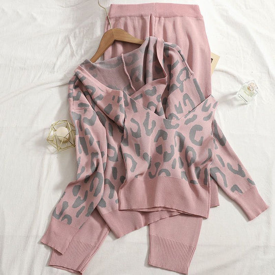 Damen gemütliches Strick-Loungewear-Set mit Leopardenmuster Heidi-Mode