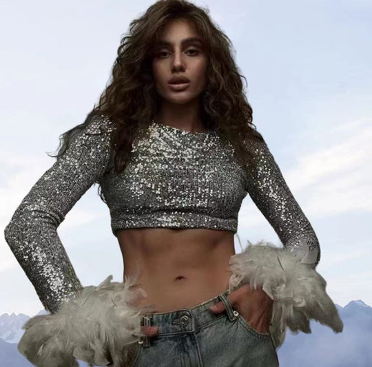 Damen Cropped Oberteil mit funkelndem Paillettenbesatz und fluffigen Ärmelbündchen Heidi-Mode