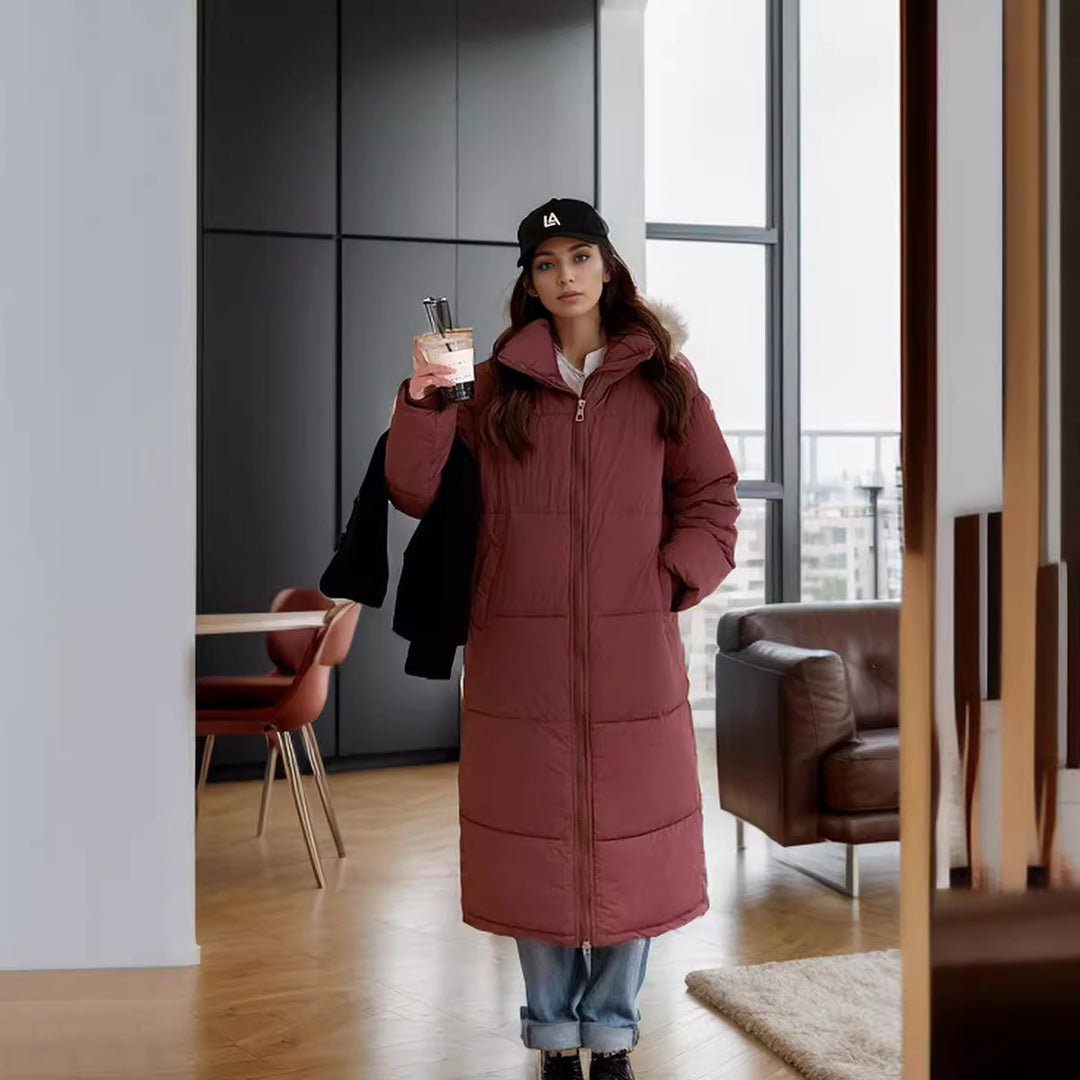 Damen langer, stilvoller Daunenmantel mit praktischer Kapuze und wärmendem Futter Heidi-Mode