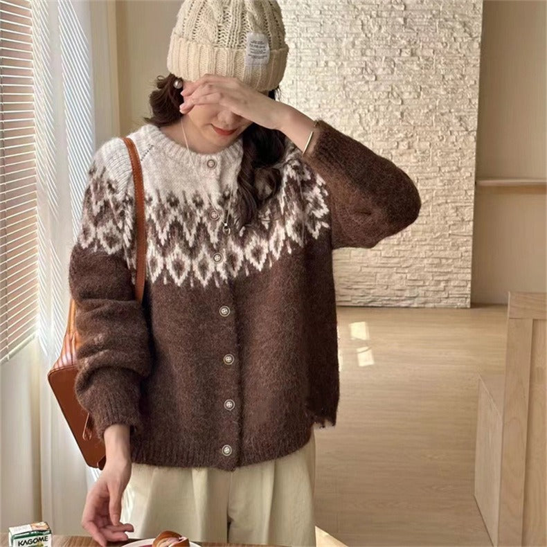 Damen Grobstrick Cardigan mit geometrischem Fair-Isle-Muster und eleganter Knopfleiste Heidi-Mode