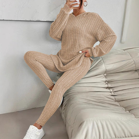 Damen gemütliches Strick-Set mit oversized Oberteil und enganliegenden Leggings Heidi-Mode
