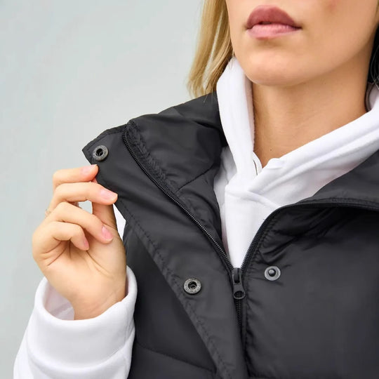 Damen elegante Steppweste mit hohem Kragen und praktischen Taschen Heidi-Mode