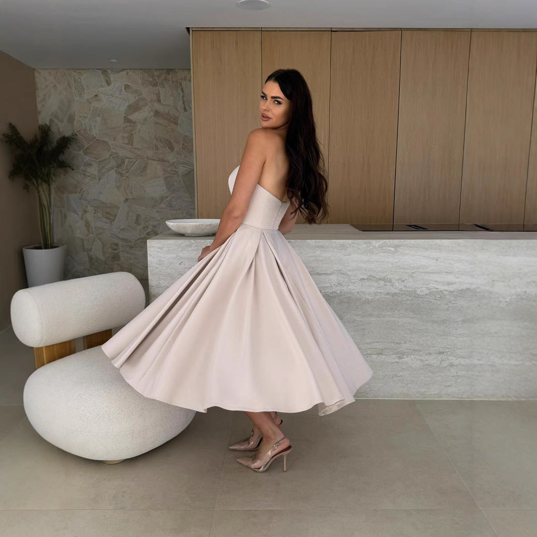 Damen A-linien Cocktailkleid mit trägerlosem Schnitt und schwingendem Rock Heidi-Mode