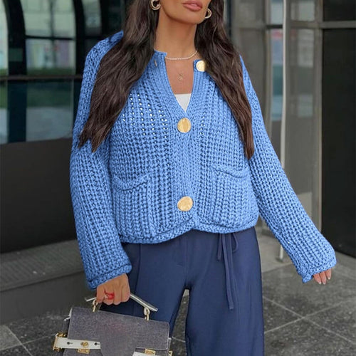 Damen Kuschelige Strickjacke mit großen Knöpfen und aufgesetzten Taschen Heidi-Mode
