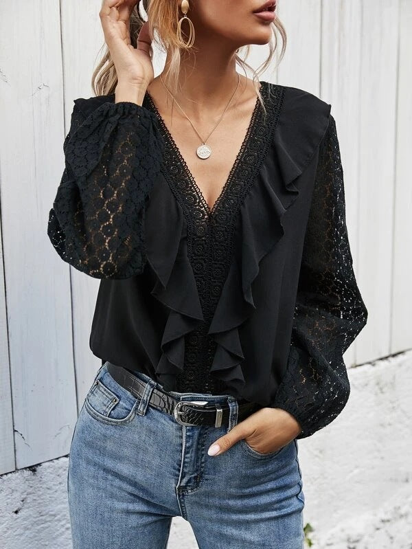 Damen Rüschenbluse mit transparenten Ärmeln und feinen Spitzenakzenten Heidi-Mode