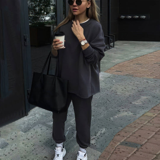 Damen Legeres Sweatshirt und Jogginghose Set Heidi-Mode