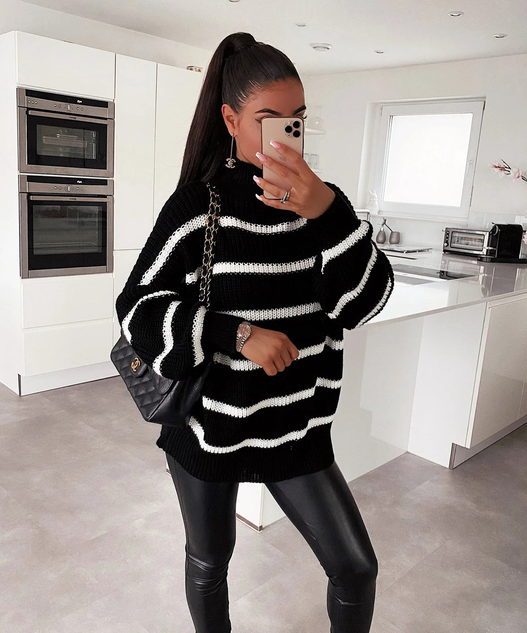Damen gestreifter Oversized-Pullover mit modischem Rollkragen Heidi-Mode