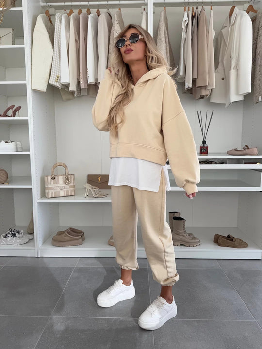 Damen Lässiges cropped Hoodie und entspannende Jogginghose Set Heidi-Mode