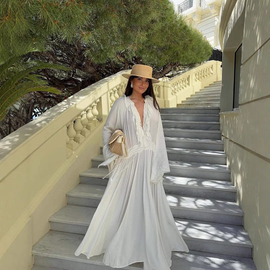 Damen Maxi-Kleid mit elegantem Rüschendesign und tiefem V-Ausschnitt Heidi-Mode
