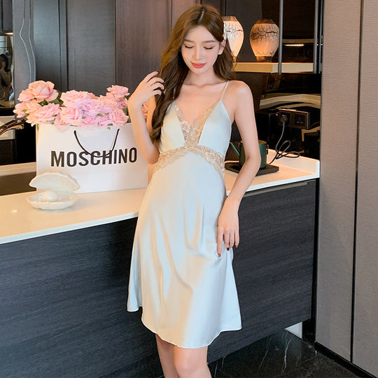 Damen Satin Nachthemd mit verführerischer Spitze und elegantem Schnitt Heidi-Mode
