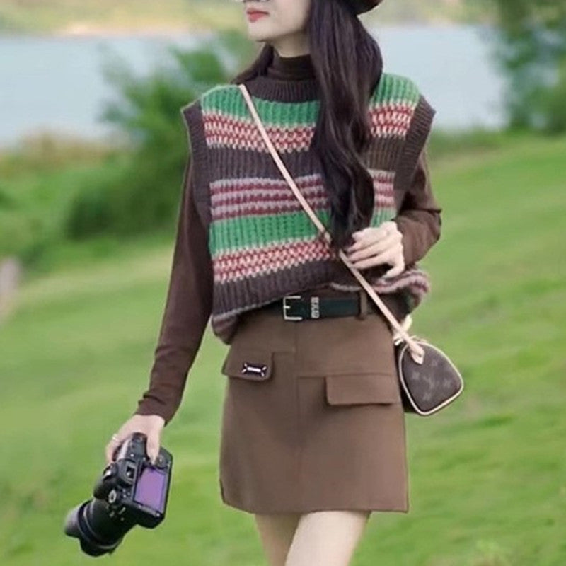 Damen lässiger Strickoversize-Pullover mit buntem Streifenmuster und ärmellosem Design Heidi-Mode