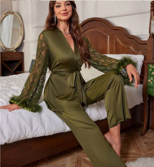 Damen elegantes Satin-Nachthemd mit Spitzenärmeln und Taillengürtel Heidi-Mode
