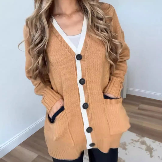 Damen Strickjacke mit Taschen und modernen Knöpfen Heidi-Mode