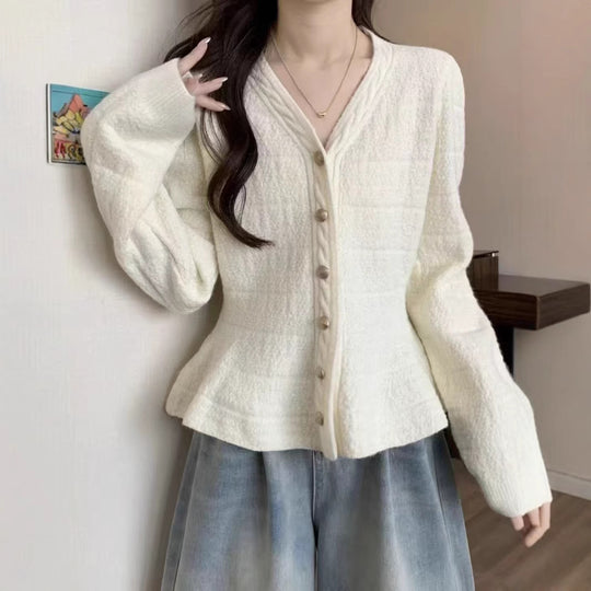 Damen elegante Strickjacke mit strukturiertem Design und femininen Puffärmeln Heidi-Mode