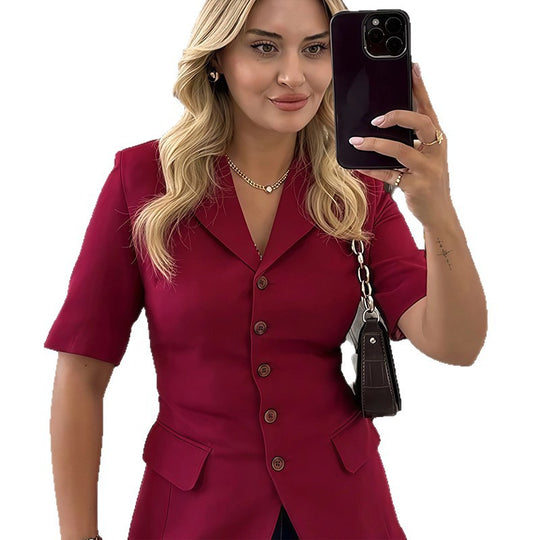 Damen Elegante Kurzjacke mit goldenen Knopfdetails Heidi-Mode