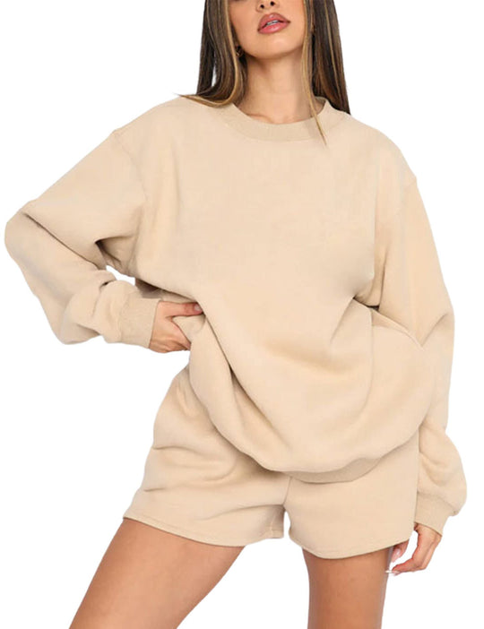 Damen Kuscheliger Sweatshirt und kurze Hose Set Heidi-Mode