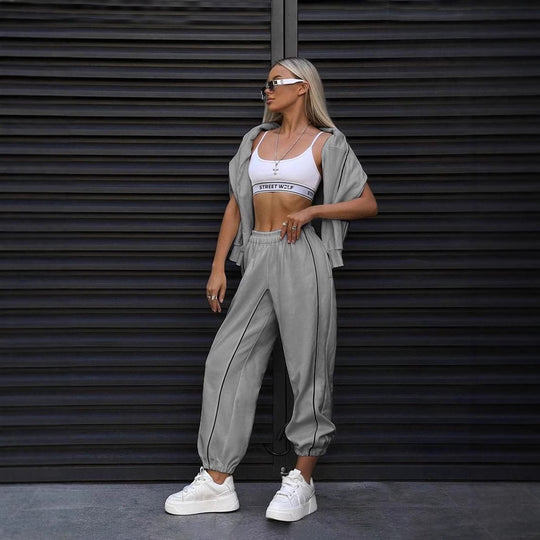 Damen sportlicher Freizeitanzug mit modernem Schnitt und bequemen Details Heidi-Mode