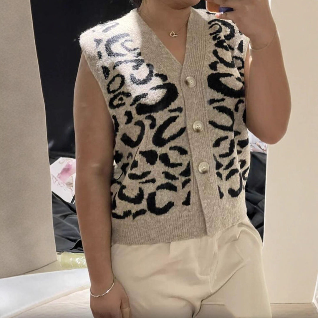 Damen Gemusterte Strickweste mit Knopfverschluss und Taschen Heidi-Mode