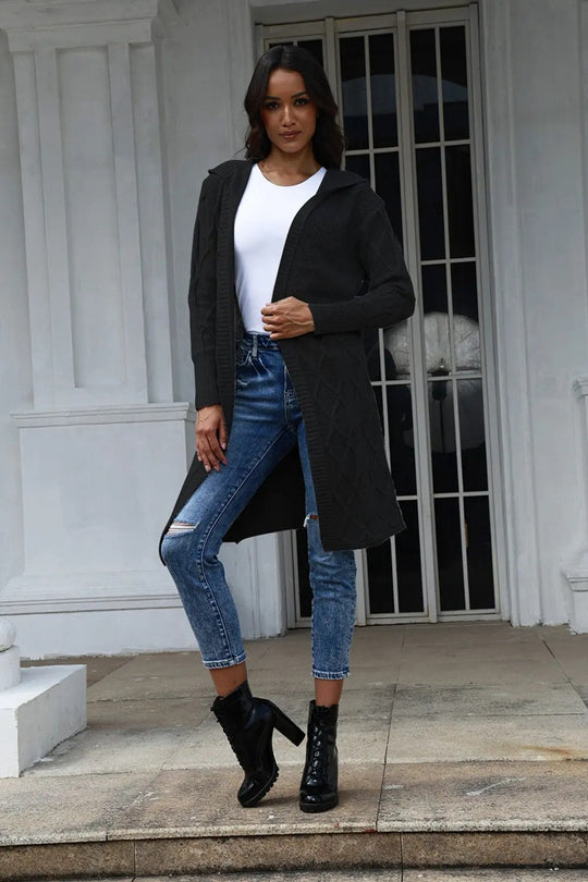 Damen Strickjacke mit Kapuze und stilvollem Zopfdesign Heidi-Mode