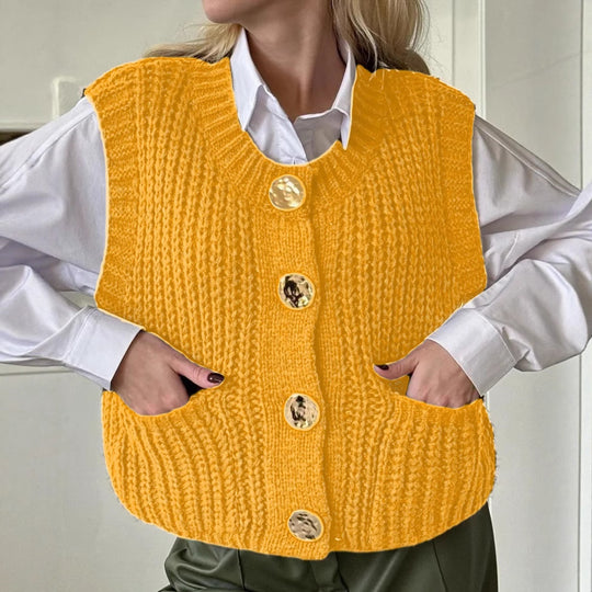 Damen Strickweste mit Knopfdetaillierung und praktischen Taschen Heidi-Mode