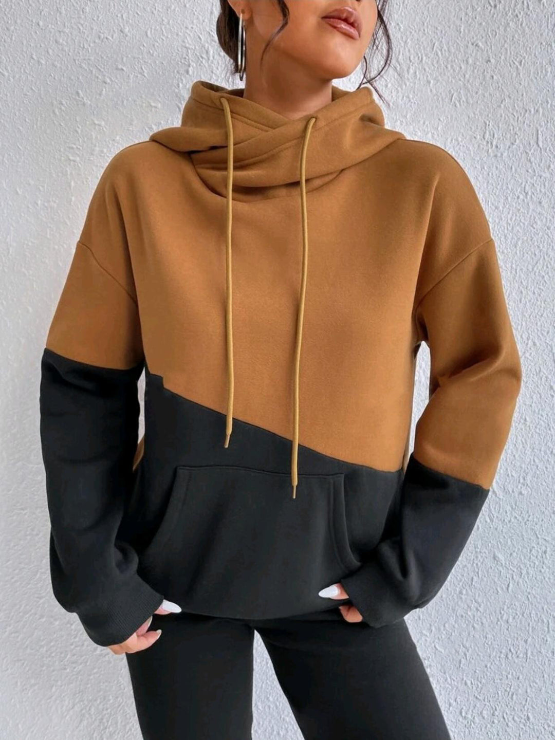 Damen lässiger Kapuzenpullover mit Farbblock-Design Heidi-Mode