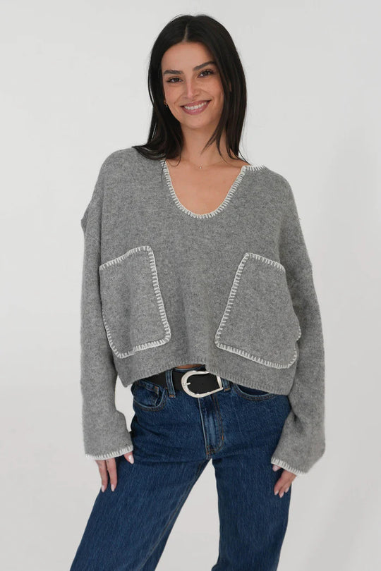 Damen lässiger Pullover mit strukturiertem Design und praktischen großen Taschen Heidi-Mode