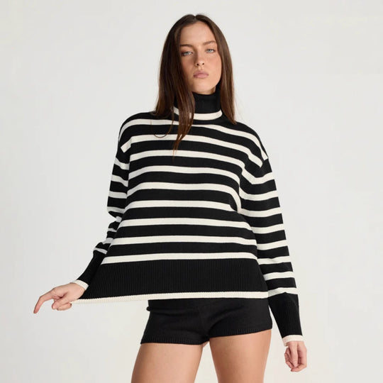 Damen gestreifter Rollkragenpullover mit lässigem Schnitt Heidi-Mode