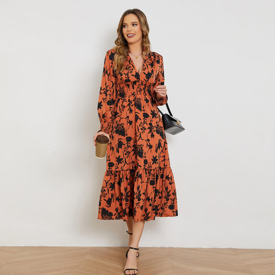 Damen Midikleid mit schmeichelhaftem Schnitt und floralem Design Heidi-Mode