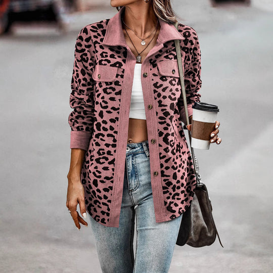 Damen Jacke im Leopardenmuster mit strukturiertem Stoff und praktischen Taschen Heidi-Mode
