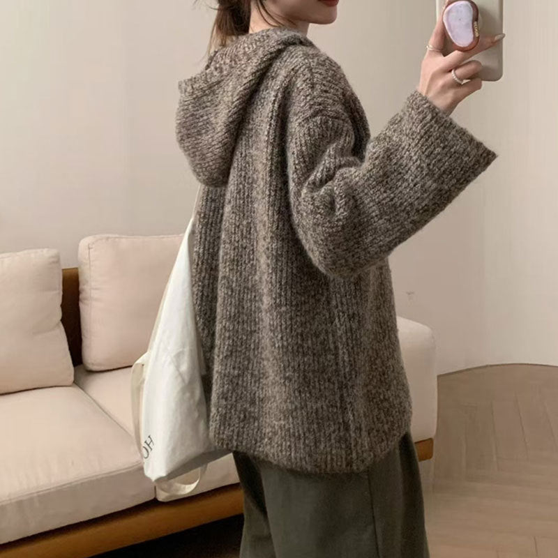Damen bequemer Strickpullover mit Knopfleiste und Kapuze Heidi-Mode