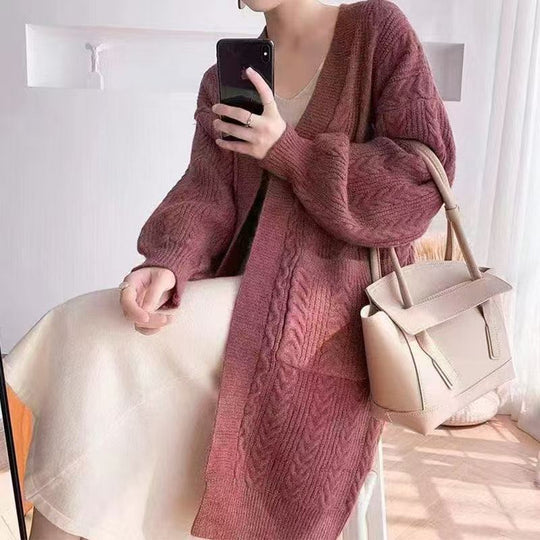 Damen Grobstrick Cardigan mit tiefen Taschen und elegantem Zopfdesign Heidi-Mode