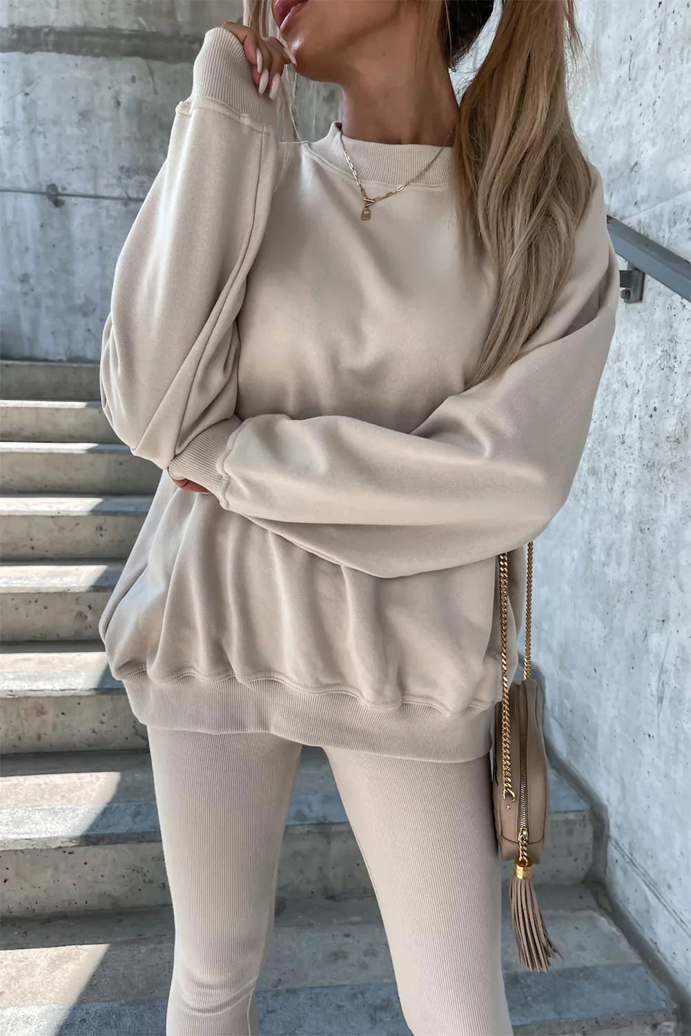 Damen Oversized Sweatshirt mit weitem Schnitt und strukturierten Ärmeln Heidi-Mode