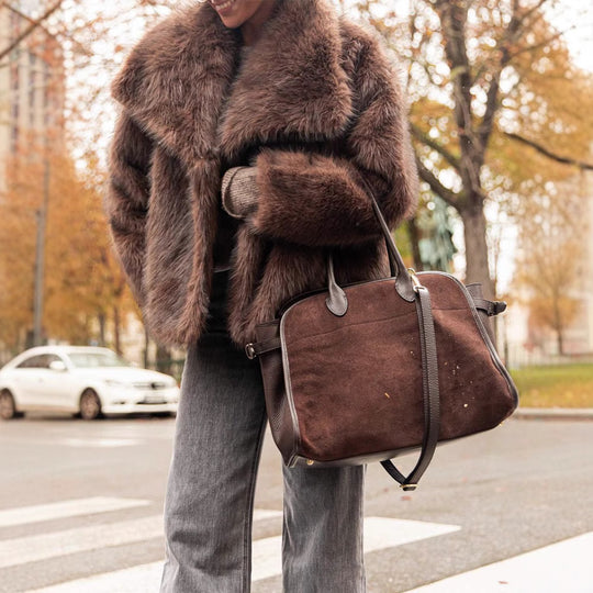Damen Luxuriöse Kunstfelljacke mit voluminösen Ärmeln und breitem Revers Heidi-Mode