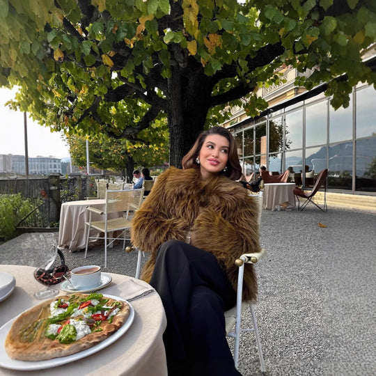 Damen Luxuriöse Felljacke mit voluminösen Ärmeln und weich gefüttert Heidi-Mode