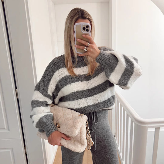 Damen modischer Cropped Pullover mit einzigartigem Streifenmuster und weit geschnittenen Ärmeln Heidi-Mode