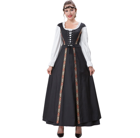 Damen Trachtenkleid mit kunstvollen Verzierungen und romantischem Schnitt Heidi